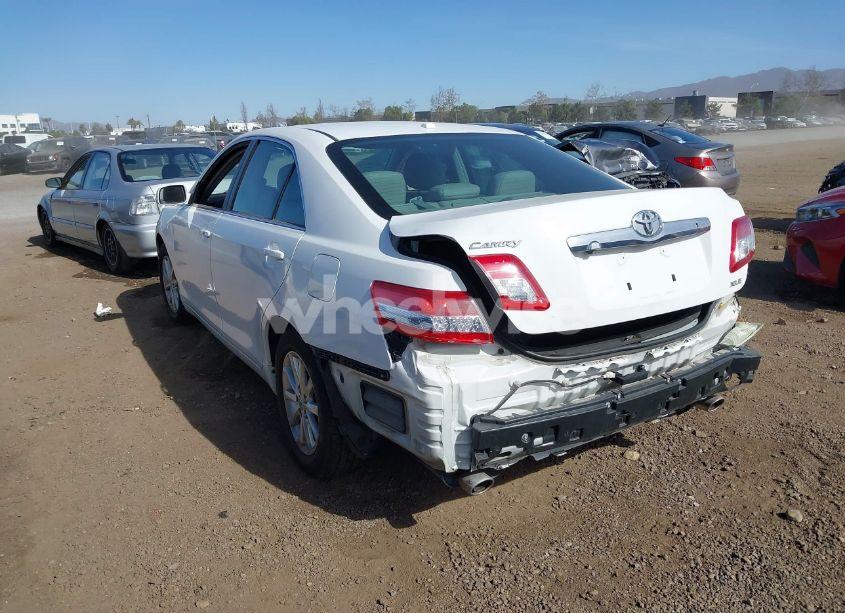 Photo 3 of 2011 Toyota Camry XLE V6 (VIN 4T1BK3EK9BU630749)