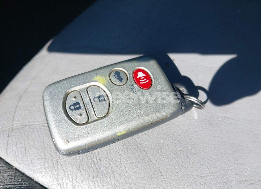 Photo 11 of 2010 Toyota Camry XLE V6 (VIN 4T1BK3EKXAU102216)