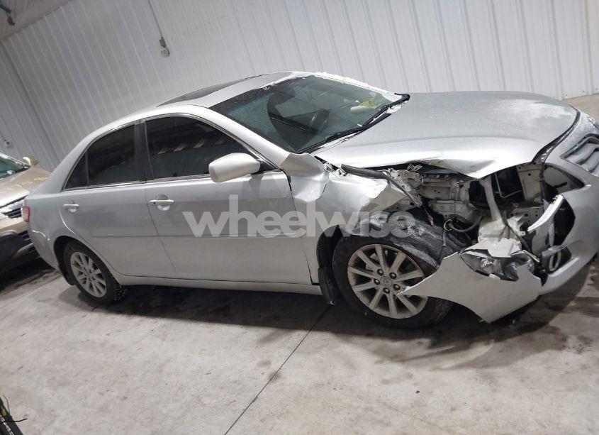 Photo 13 of 2011 Toyota Camry XLE V6 (VIN 4T1BK3EKXBU126825)