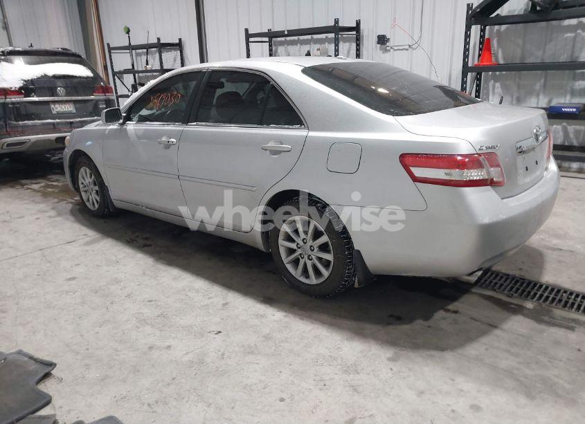 Photo 3 of 2011 Toyota Camry XLE V6 (VIN 4T1BK3EKXBU126825)