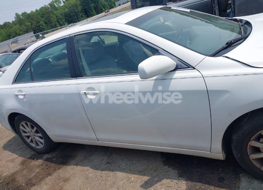 Photo 13 of 2011 Toyota Camry XLE V6 (VIN 4T1BK3EKXBU610641)