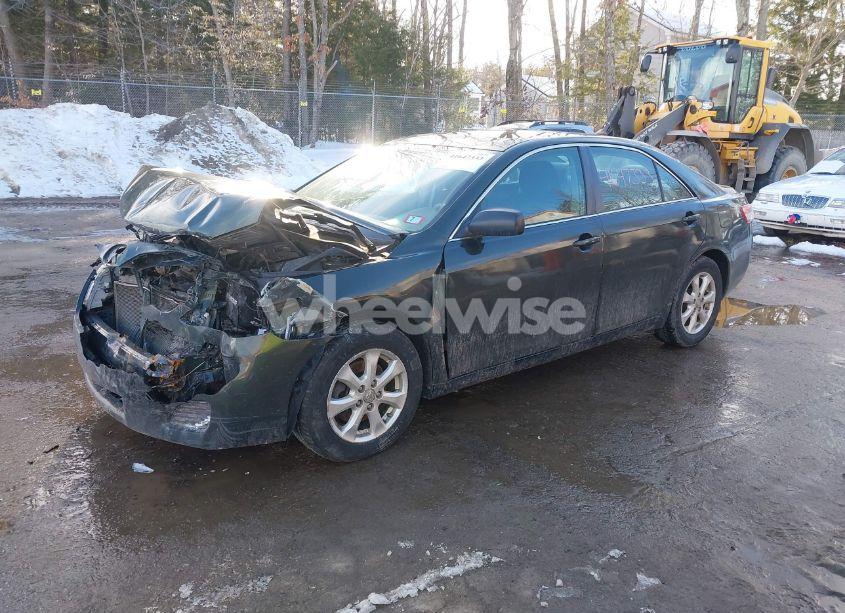 Photo 2 of 2011 Toyota Camry LE V6 (VIN 4T1BK3EKXBU617850)