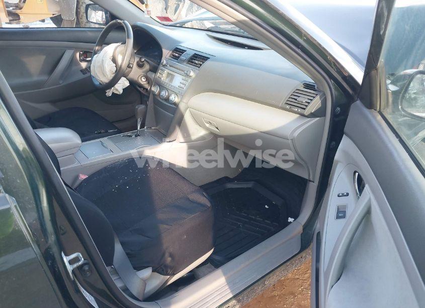 Photo 5 of 2011 Toyota Camry LE V6 (VIN 4T1BK3EKXBU617850)