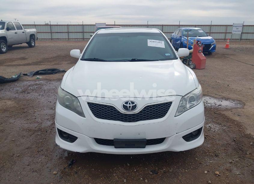 Photo 13 of 2011 Toyota Camry SE V6 (VIN 4T1BK3EKXBU626953)