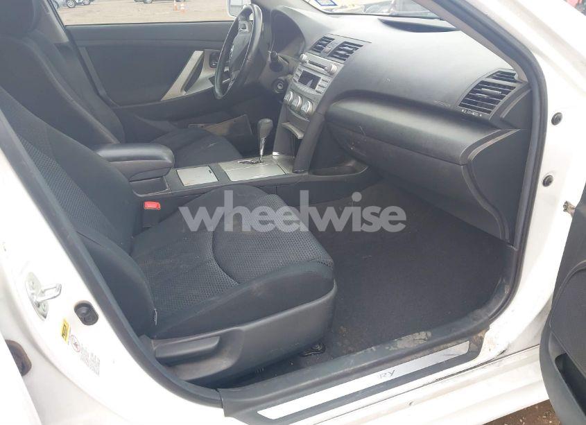 Photo 5 of 2011 Toyota Camry SE V6 (VIN 4T1BK3EKXBU626953)