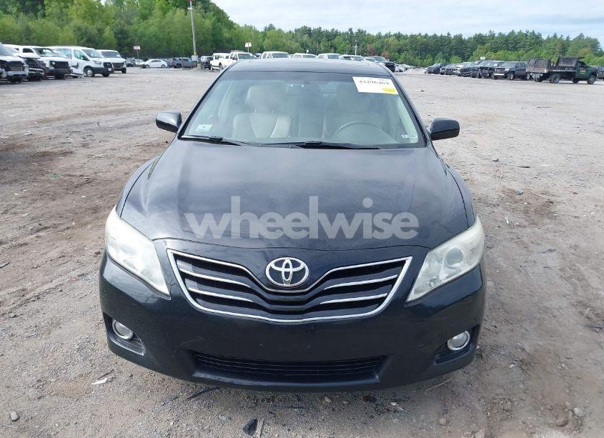 Photo 12 of 2011 Toyota Camry XLE V6 (VIN 4T1BK3EKXBU629304)