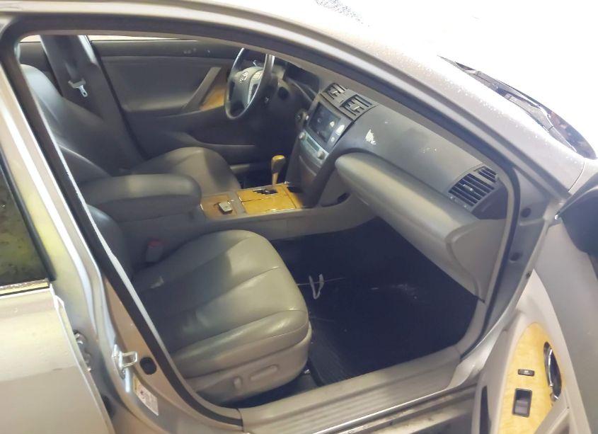 Photo 5 of 2007 Toyota Camry XLE V6 (VIN 4T1BK46K07U009346)