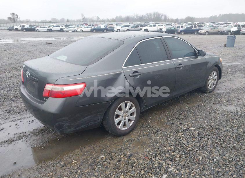 Photo 4 of 2007 Toyota Camry LE V6 (VIN 4T1BK46K07U049331)