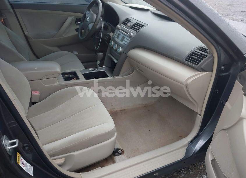 Photo 5 of 2007 Toyota Camry LE V6 (VIN 4T1BK46K07U049331)