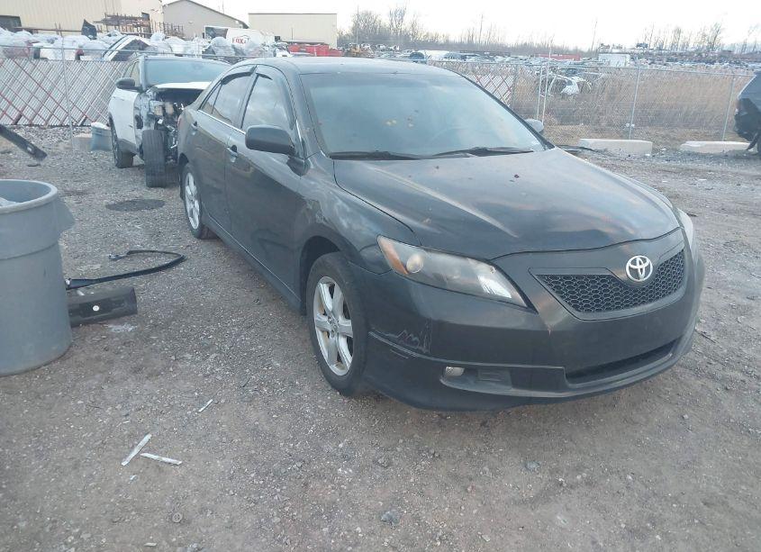 2007 Toyota Camry SE V6 (VIN 4T1BK46K07U525108) main photo