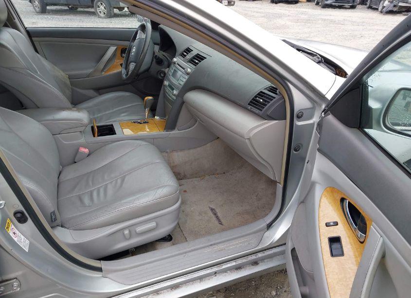 Photo 5 of 2007 Toyota Camry XLE V6 (VIN 4T1BK46K17U015589)