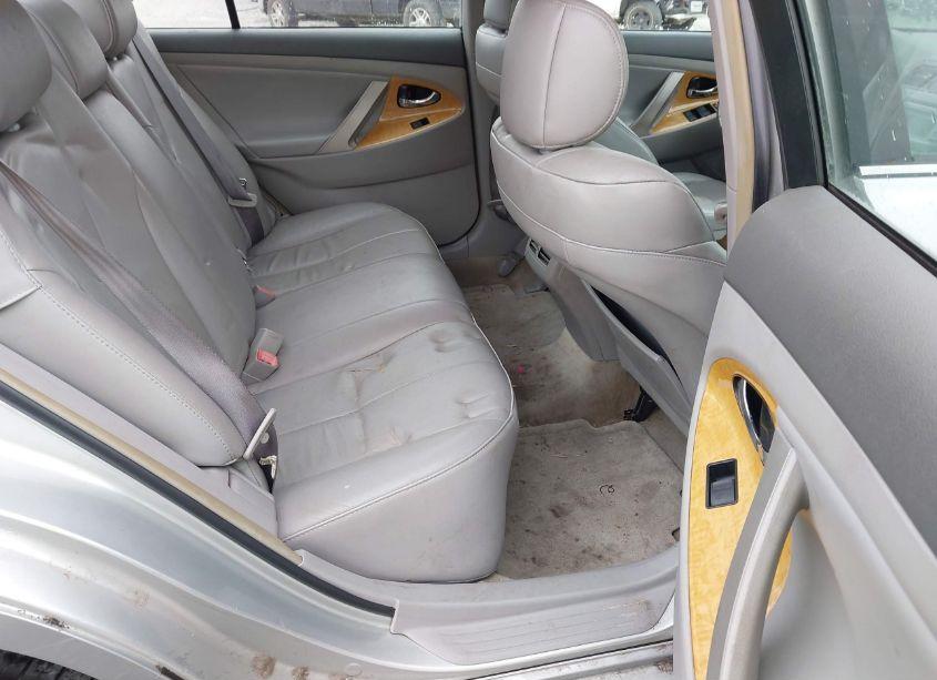 Photo 8 of 2007 Toyota Camry XLE V6 (VIN 4T1BK46K17U015589)