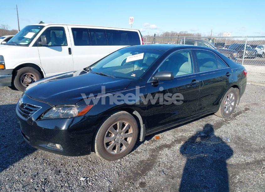 Photo 2 of 2007 Toyota Camry XLE V6 (VIN 4T1BK46K17U021053)