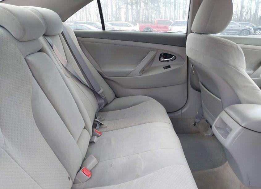 Photo 8 of 2007 Toyota Camry LE V6 (VIN 4T1BK46K17U038774)