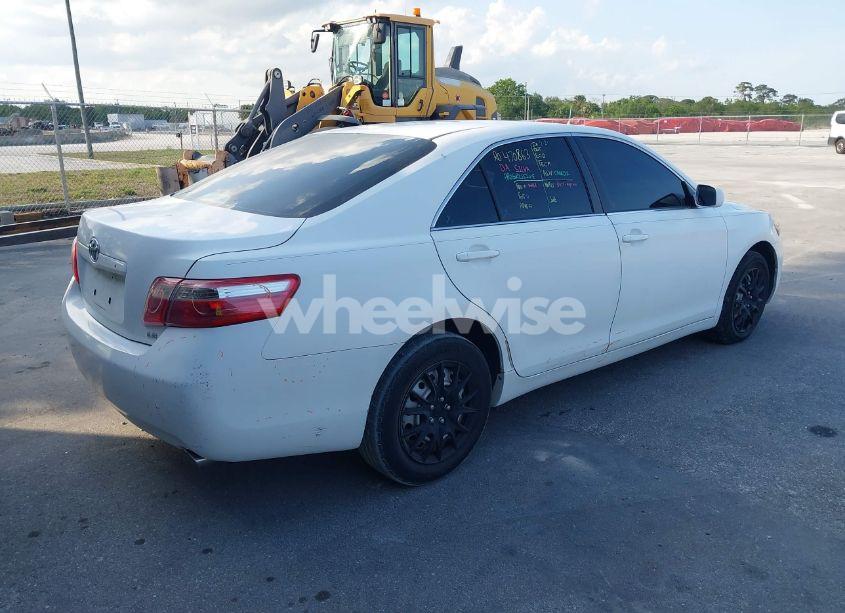Photo 4 of 2007 Toyota Camry LE V6 (VIN 4T1BK46K17U500296)