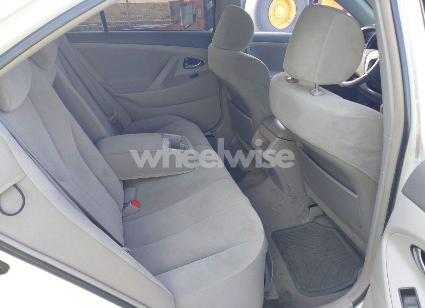 Photo 8 of 2007 Toyota Camry LE V6 (VIN 4T1BK46K17U500296)