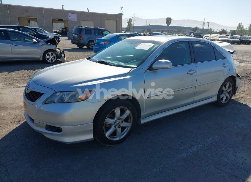 Photo 2 of 2007 Toyota Camry SE V6 (VIN 4T1BK46K17U506017)
