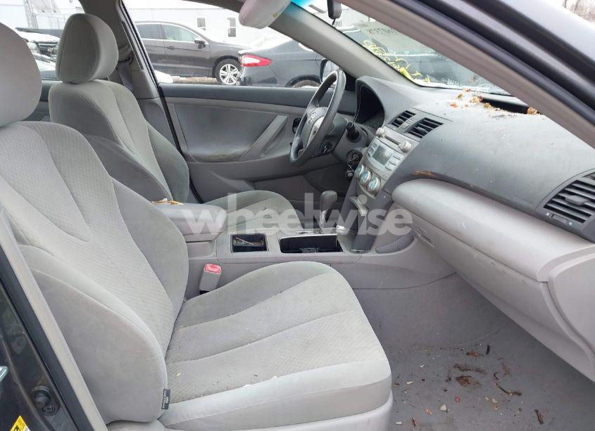 Photo 5 of 2007 Toyota Camry LE V6 (VIN 4T1BK46K17U552060)