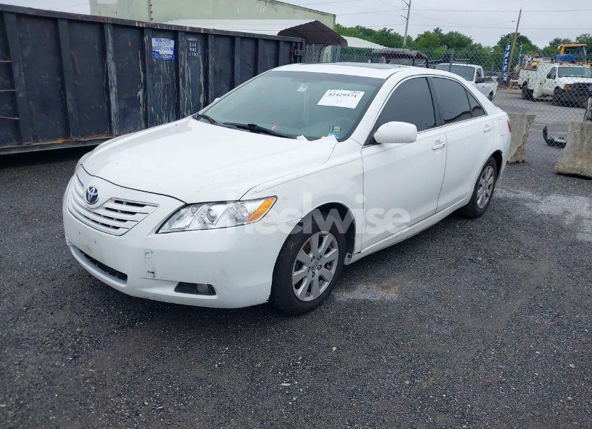 Photo 2 of 2009 Toyota Camry XLE V6 (VIN 4T1BK46K19U592237)