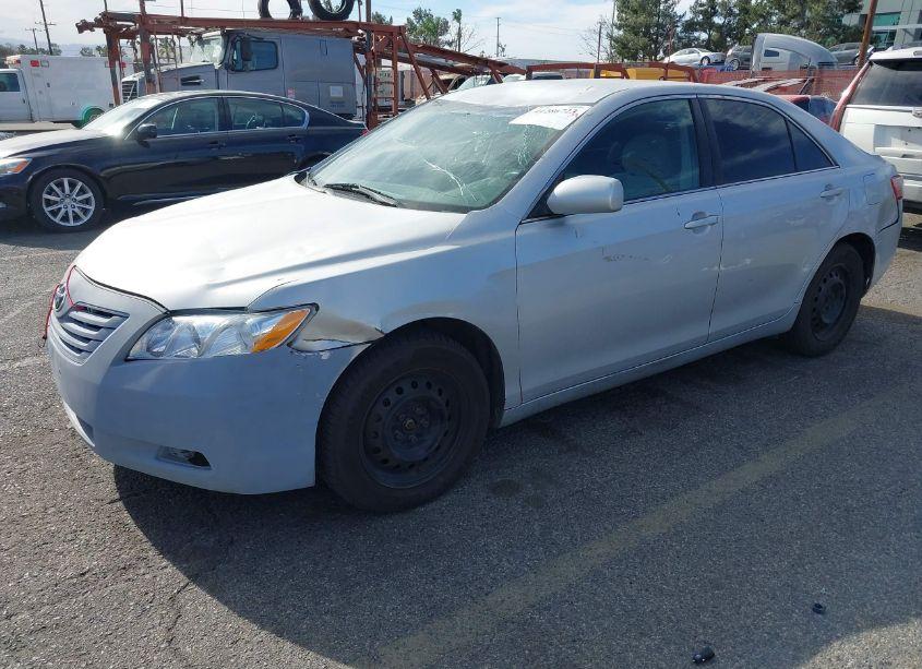 Photo 2 of 2007 Toyota Camry LE V6 (VIN 4T1BK46K27U520413)