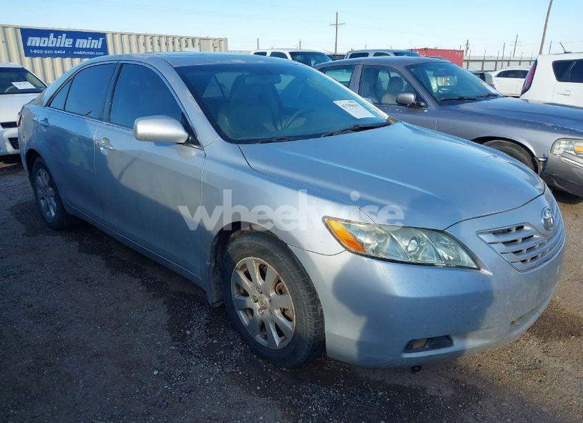 2007 Toyota Camry XLE V6 (VIN 4T1BK46K27U526101) main photo