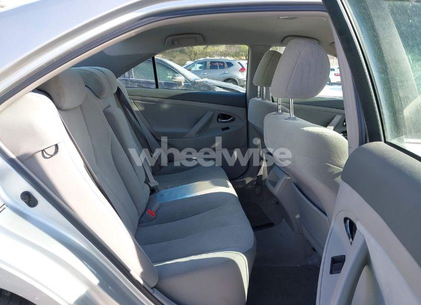 Photo 8 of 2007 Toyota Camry LE V6 (VIN 4T1BK46K27U533694)