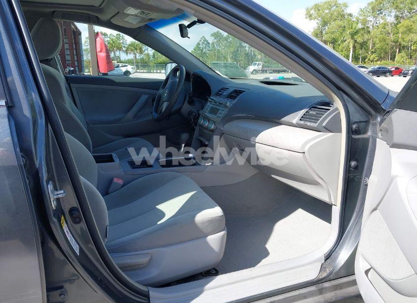 Photo 5 of 2007 Toyota Camry LE V6 (VIN 4T1BK46K27U551984)