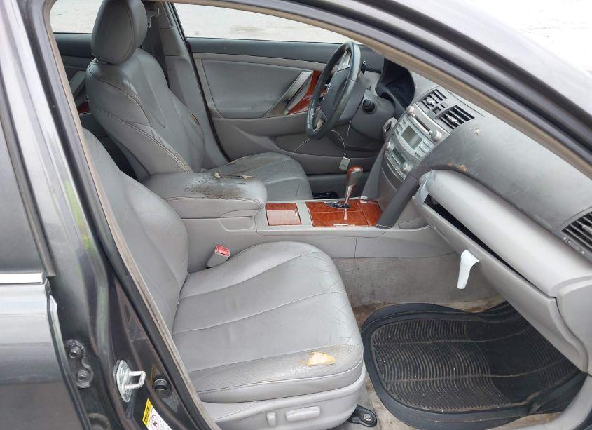 Photo 5 of 2008 Toyota Camry XLE V6 (VIN 4T1BK46K28U571749)