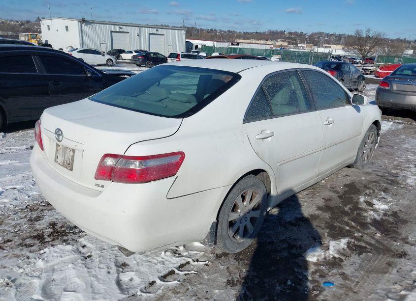 Photo 4 of 2008 Toyota Camry XLE V6 (VIN 4T1BK46K28U576823)