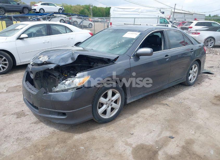 Photo 2 of 2009 Toyota Camry SE V6 (VIN 4T1BK46K29U091289)