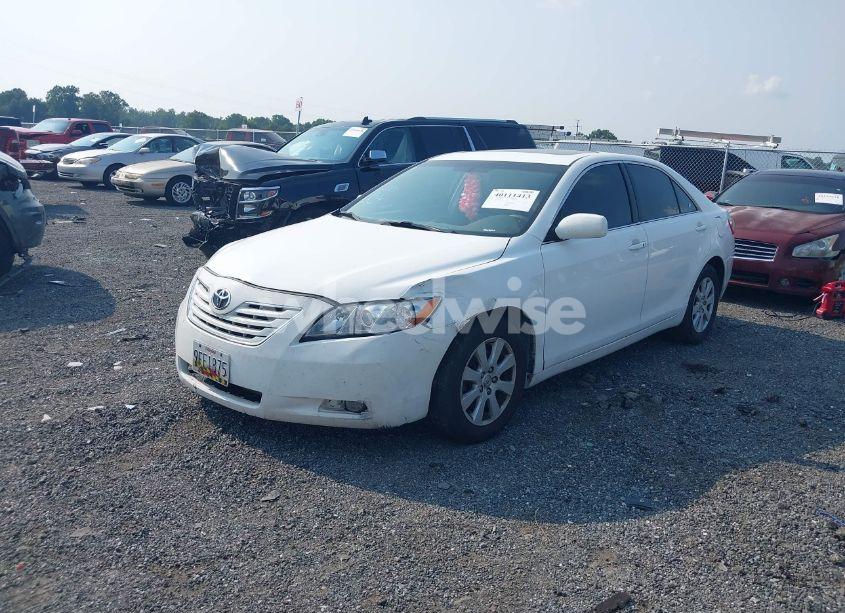Photo 2 of 2009 Toyota Camry XLE V6 (VIN 4T1BK46K29U582106)