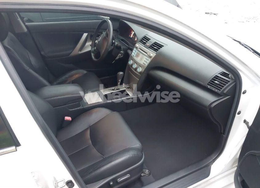 Photo 5 of 2009 Toyota Camry SE V6 (VIN 4T1BK46K29U596362)