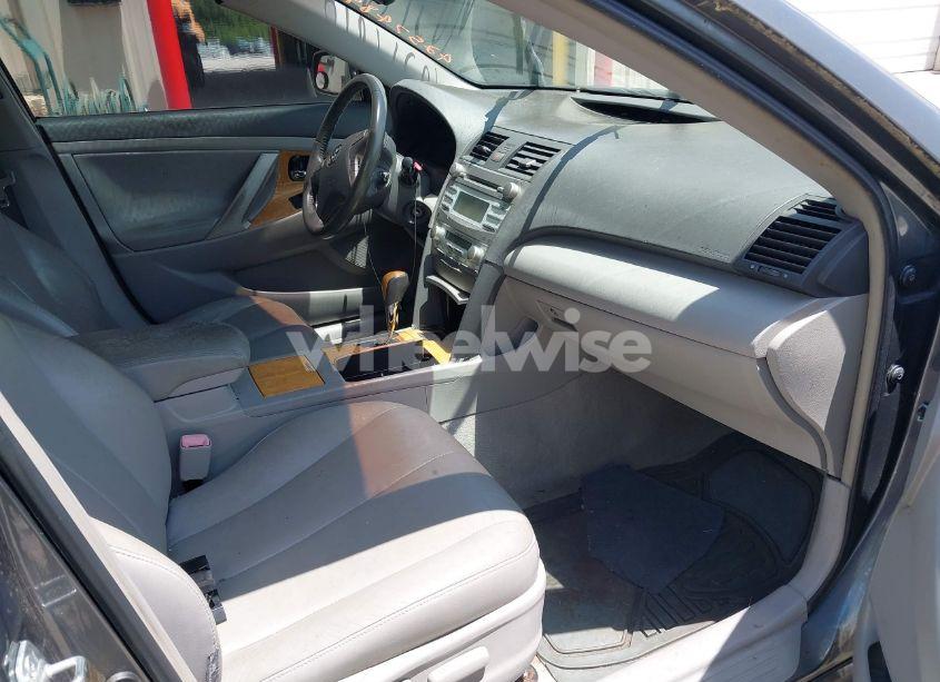 Photo 5 of 2007 Toyota Camry XLE V6 (VIN 4T1BK46K37U015142)