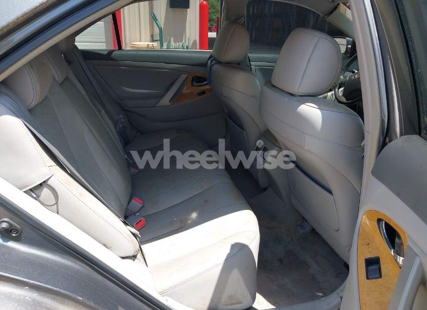 Photo 8 of 2007 Toyota Camry XLE V6 (VIN 4T1BK46K37U015142)