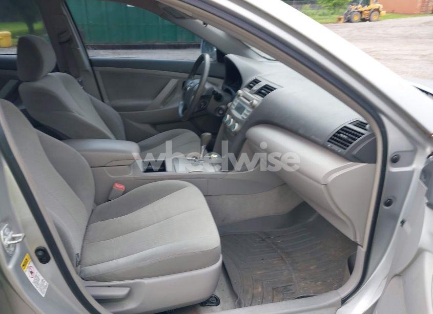 Photo 5 of 2007 Toyota Camry LE V6/SE V6/XLE V6 (VIN 4T1BK46K37U033236)