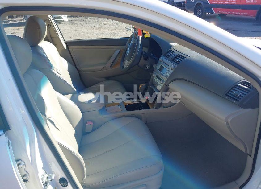 Photo 5 of 2007 Toyota Camry XLE V6 (VIN 4T1BK46K37U512207)