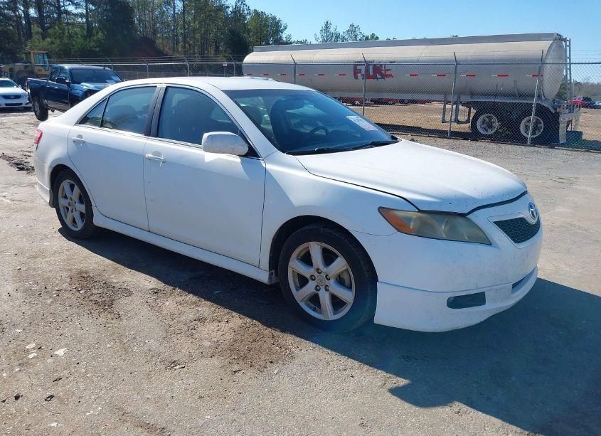 2007 Toyota Camry SE V6 (VIN 4T1BK46K37U517102) main photo