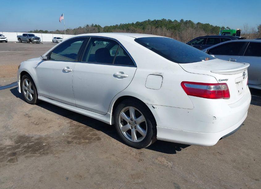 Photo 3 of 2007 Toyota Camry SE V6 (VIN 4T1BK46K37U517102)