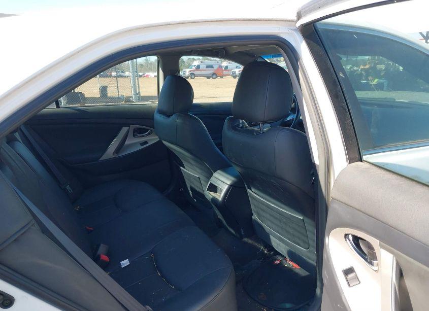 Photo 8 of 2007 Toyota Camry SE V6 (VIN 4T1BK46K37U517102)