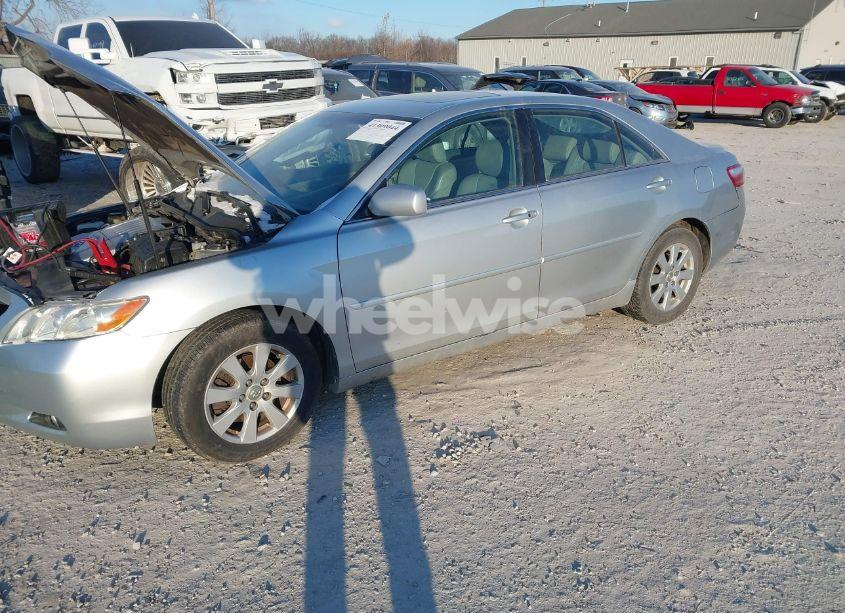 Photo 2 of 2007 Toyota Camry XLE V6 (VIN 4T1BK46K37U521585)