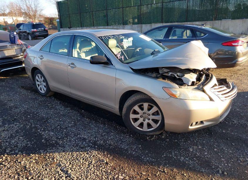 2007 Toyota Camry XLE V6 (VIN 4T1BK46K37U522137) main photo