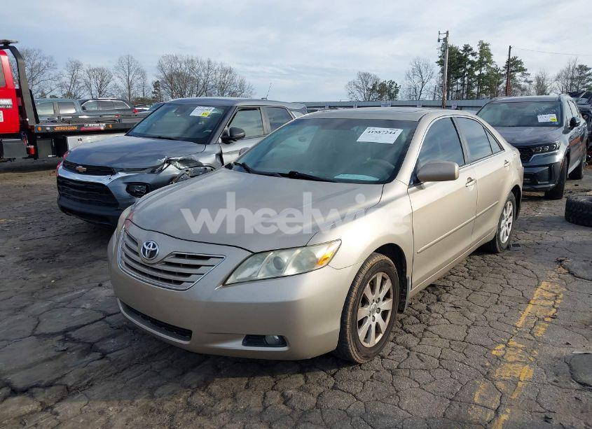 Photo 2 of 2007 Toyota Camry XLE V6 (VIN 4T1BK46K37U544025)
