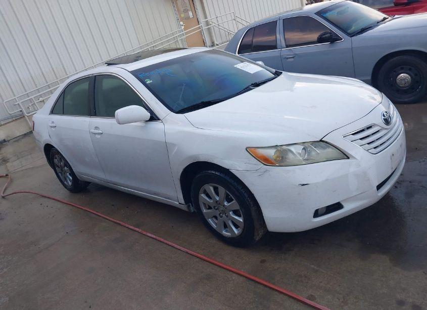 2007 Toyota Camry XLE V6 (VIN 4T1BK46K37U545014) main photo