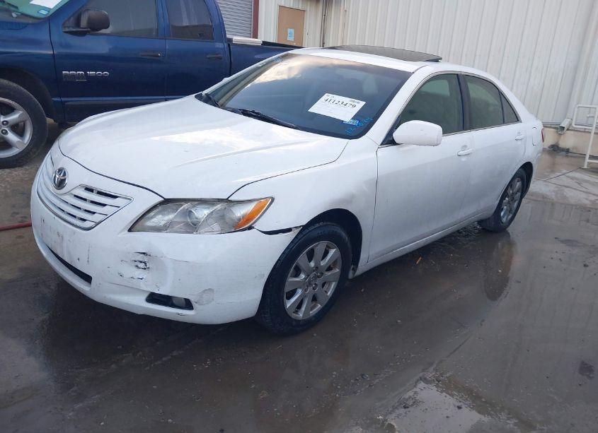 Photo 2 of 2007 Toyota Camry XLE V6 (VIN 4T1BK46K37U545014)