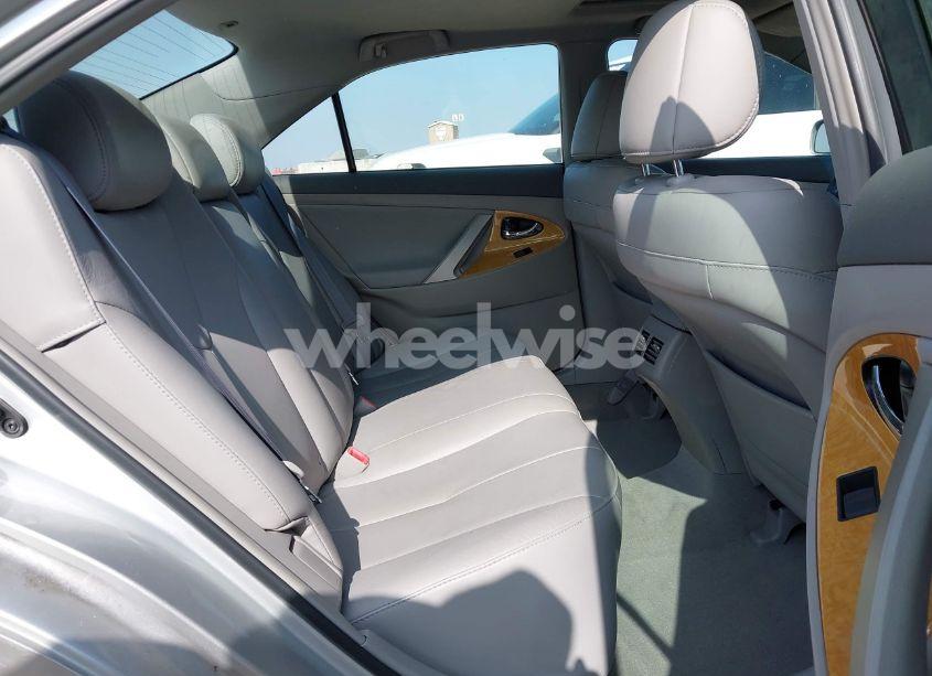 Photo 8 of 2007 Toyota Camry XLE V6 (VIN 4T1BK46K37U559771)