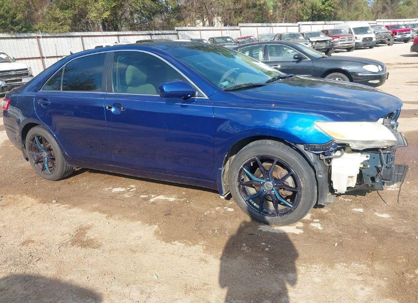 2009 Toyota Camry LE V6 (VIN 4T1BK46K39U087008) main photo