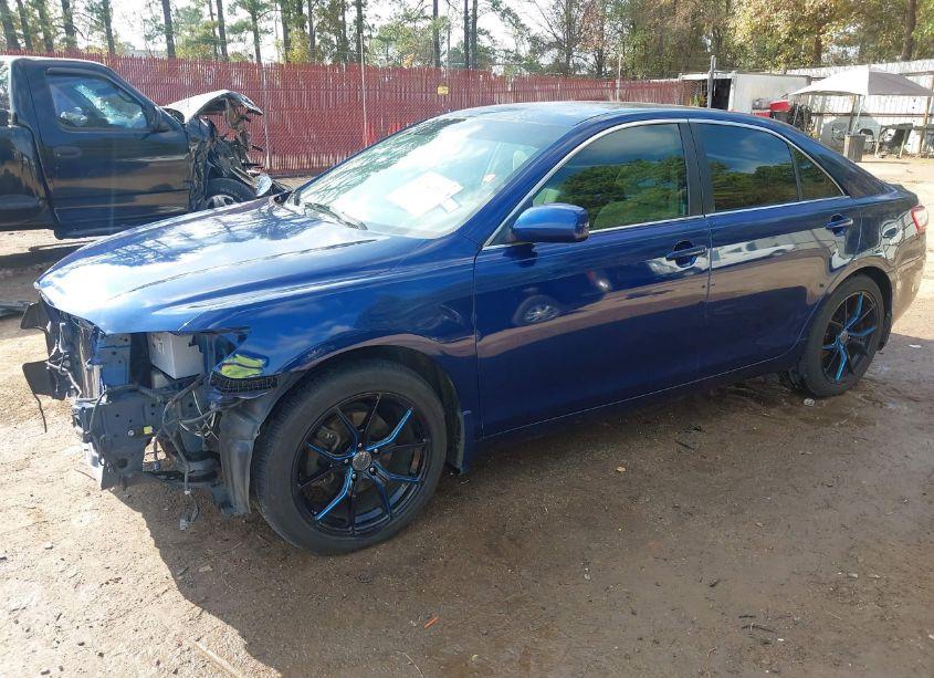 Photo 2 of 2009 Toyota Camry LE V6 (VIN 4T1BK46K39U087008)