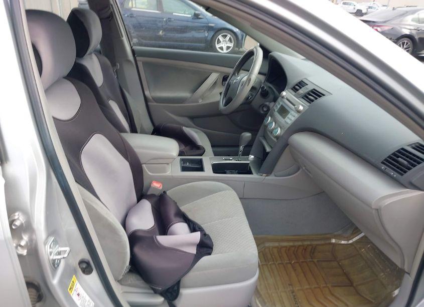 Photo 5 of 2009 Toyota Camry LE V6 (VIN 4T1BK46K39U582325)