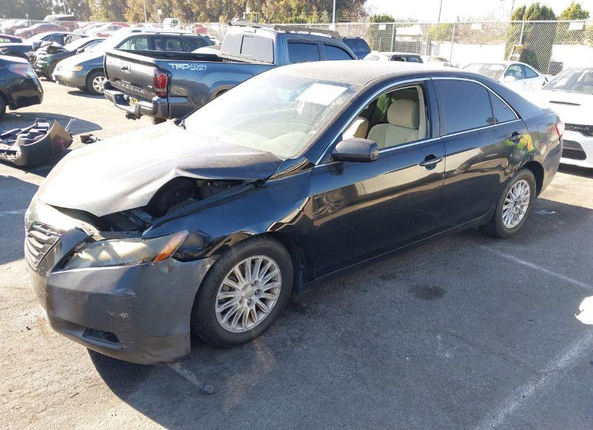 Photo 2 of 2007 Toyota Camry LE V6 (VIN 4T1BK46K47U009575)
