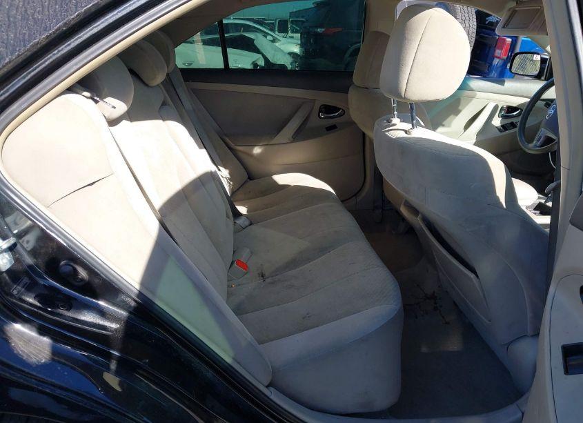 Photo 8 of 2007 Toyota Camry LE V6 (VIN 4T1BK46K47U009575)